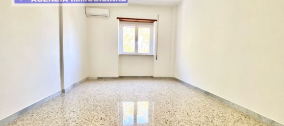5 bedrooms Apartment in Latina, Italy No. 350072 10