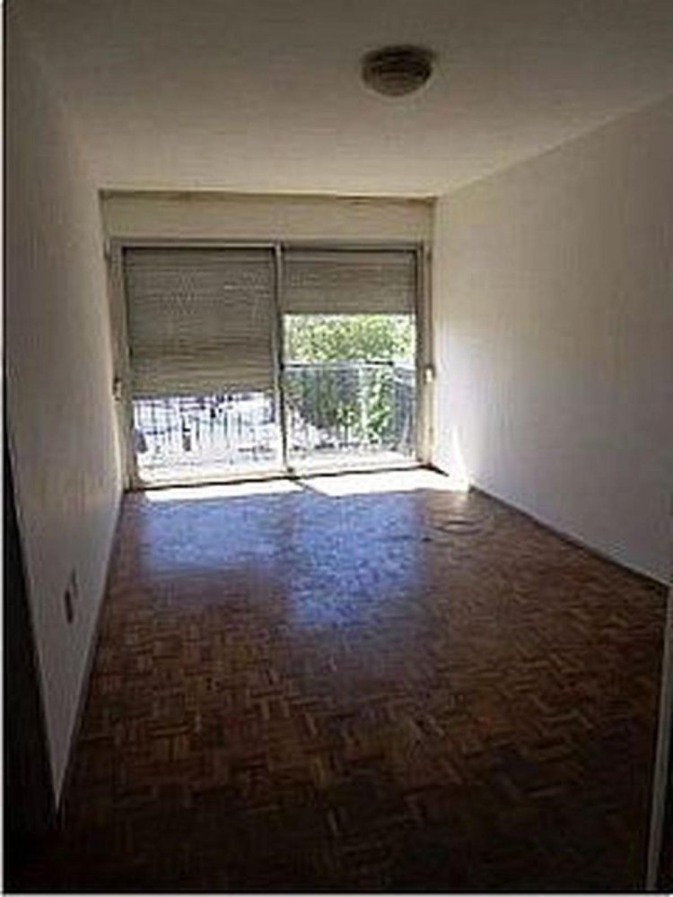 2 bedrooms Apartment in Montevideo, Uruguay No. 7130