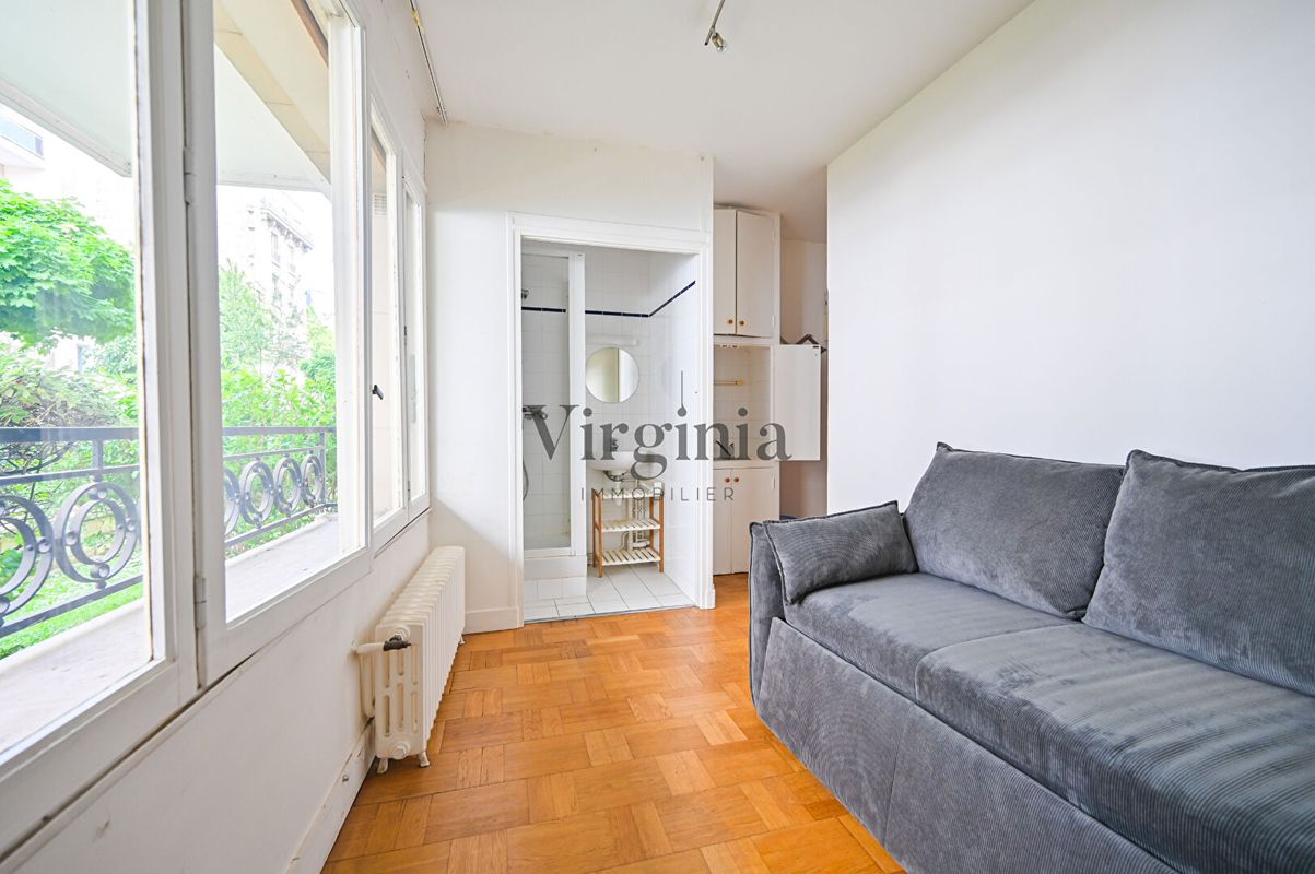 1 bedroom Apartment in Saint-Mande, France No. 292975