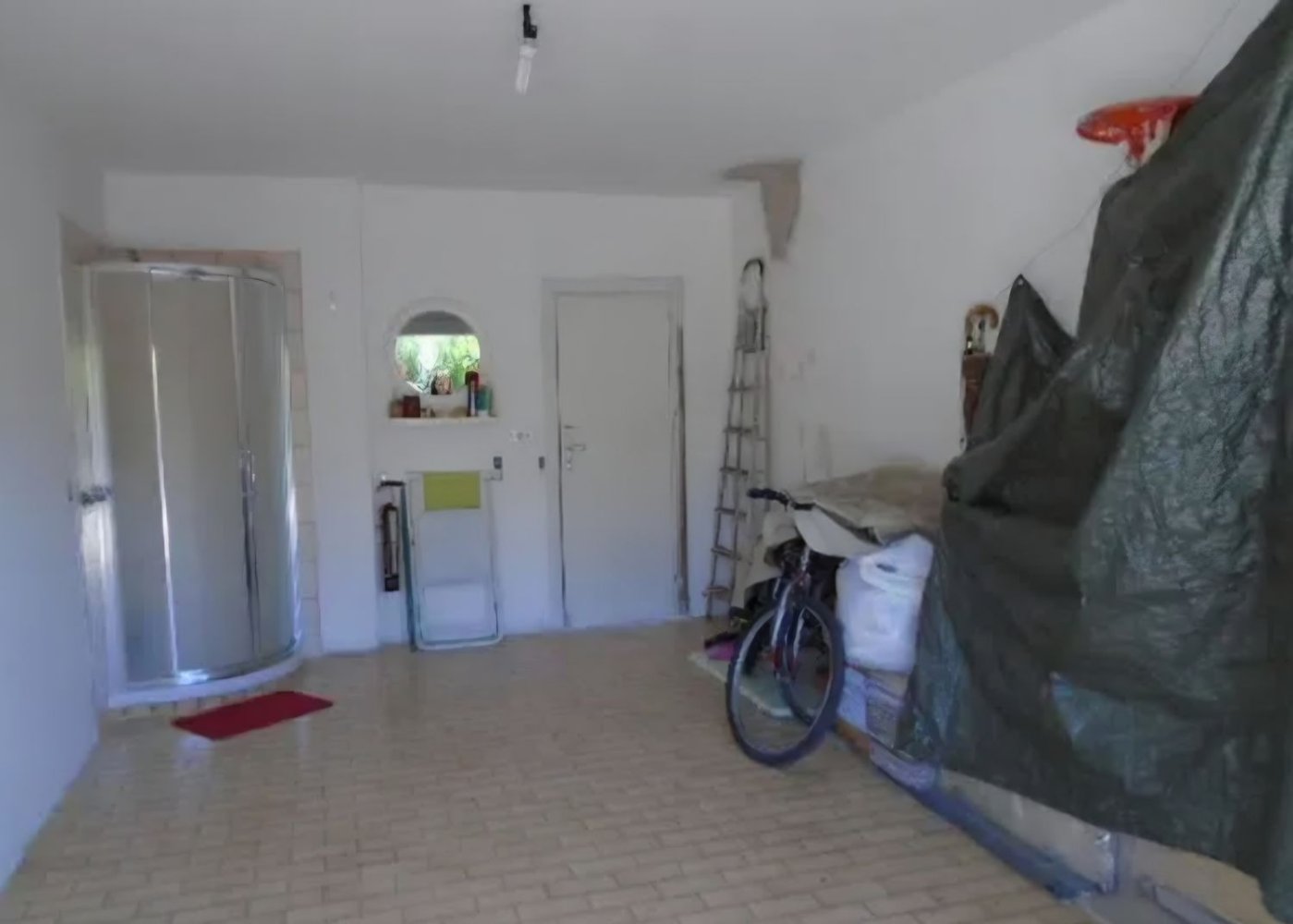  مرآب في Martinsicuro, Italy رقم 273248