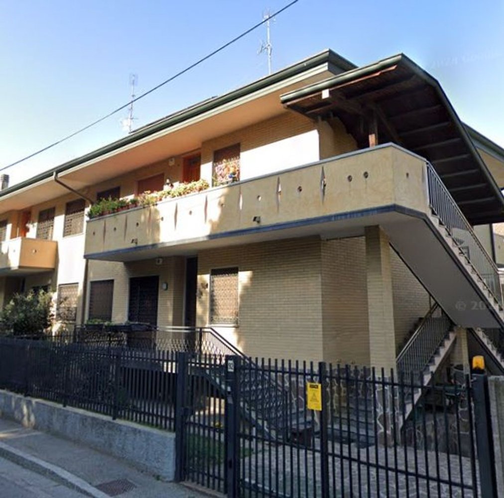 4 bedrooms Duplex in Paderno Dugnano, Italy No. 392546