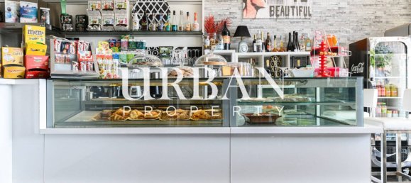 2-salle Propriété commerciale à Rome, Italy No. 196881 8