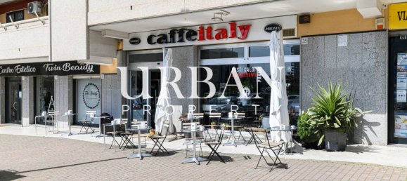 2-salle Propriété commerciale à Rome, Italy No. 196881 2