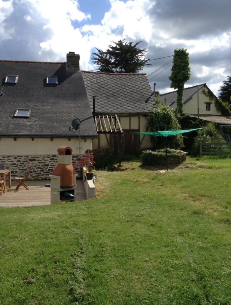 Imóvel comercial T5 em La Trinite-Porhoet, France N.º 1848