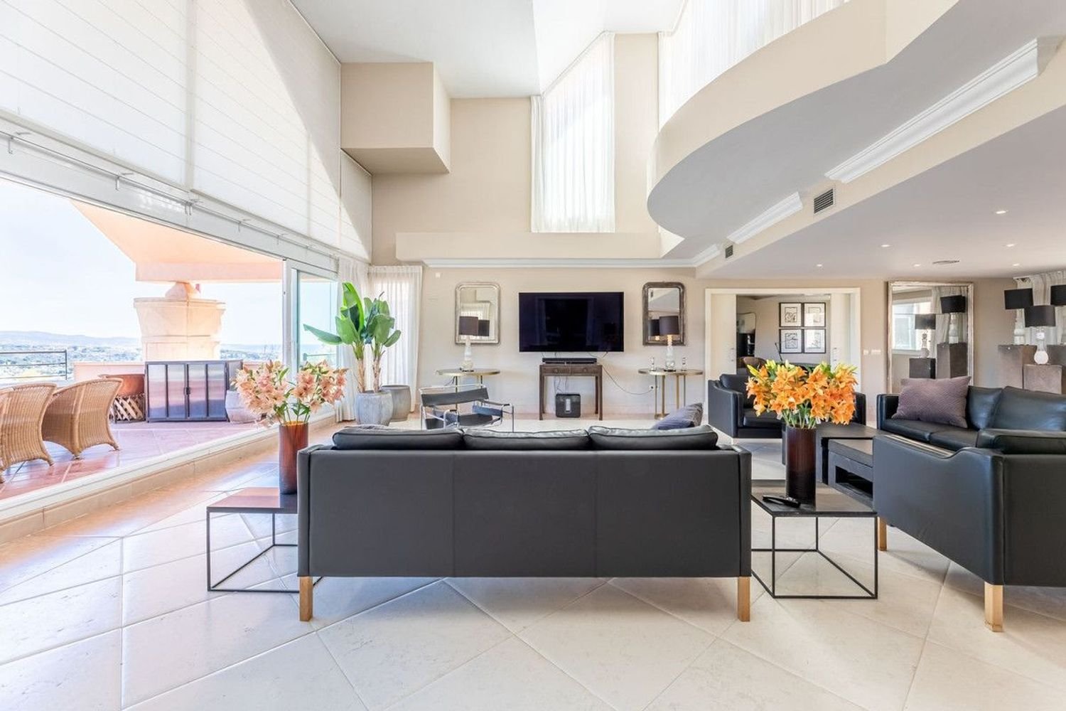 5 bedrooms Penthouse in Marbella, Spain No. 34171