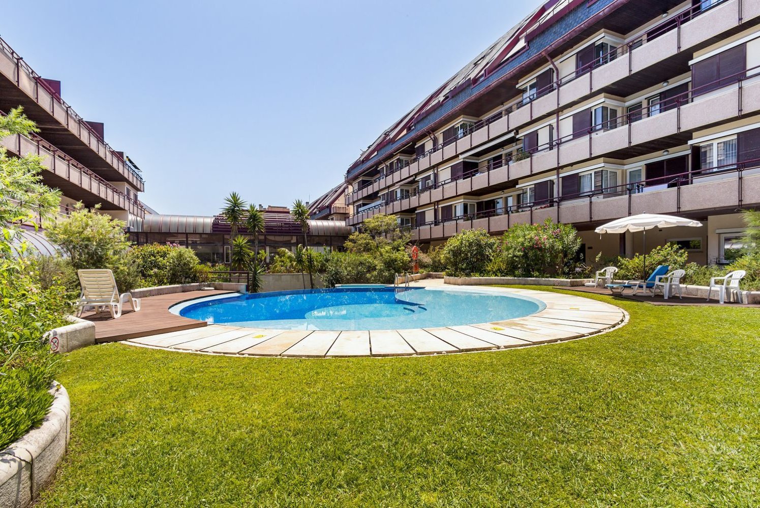 3 bedrooms Apartment in Cascais, Portugal No. 201636