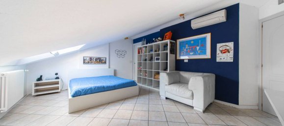 4 bedrooms Apartment in Bologna, Italy No. 89693 23