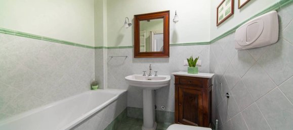 4 bedrooms Apartment in Bologna, Italy No. 89693 37