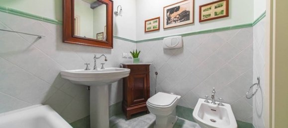 4 bedrooms Apartment in Bologna, Italy No. 89693 39