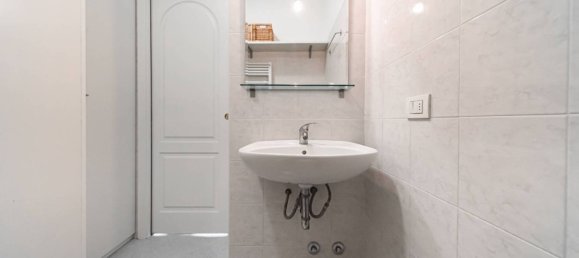 4 bedrooms Apartment in Bologna, Italy No. 89693 45