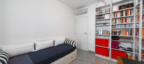 4 bedrooms Apartment in Bologna, Italy No. 89693 13