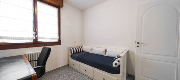 4 bedrooms Apartment in Bologna, Italy No. 89693 47