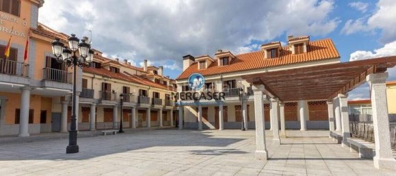 186m² Commercial property in Venturada, Spain No. 94132 2