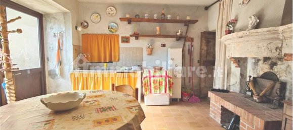 3 bedrooms House in Lucca, Italy No. 149082 7