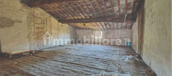 3 bedrooms House in Lucca, Italy No. 149082 19