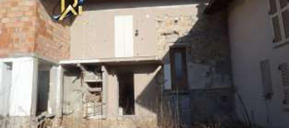 3 rooms Apartment in Gazzola, Italy No. 98465 30