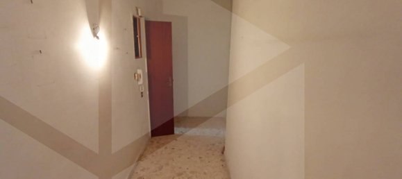 Apartamento de 3 divisões em Triggiano, Italy N.º 21666 5