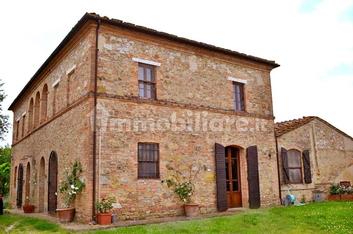 8 bedrooms House in Buonconvento, Italy No. 220277