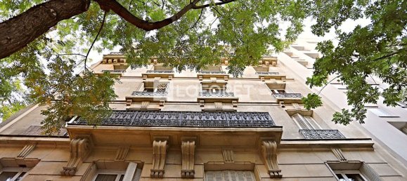 2 bedrooms Apartment in Paris, France No. 167480 8