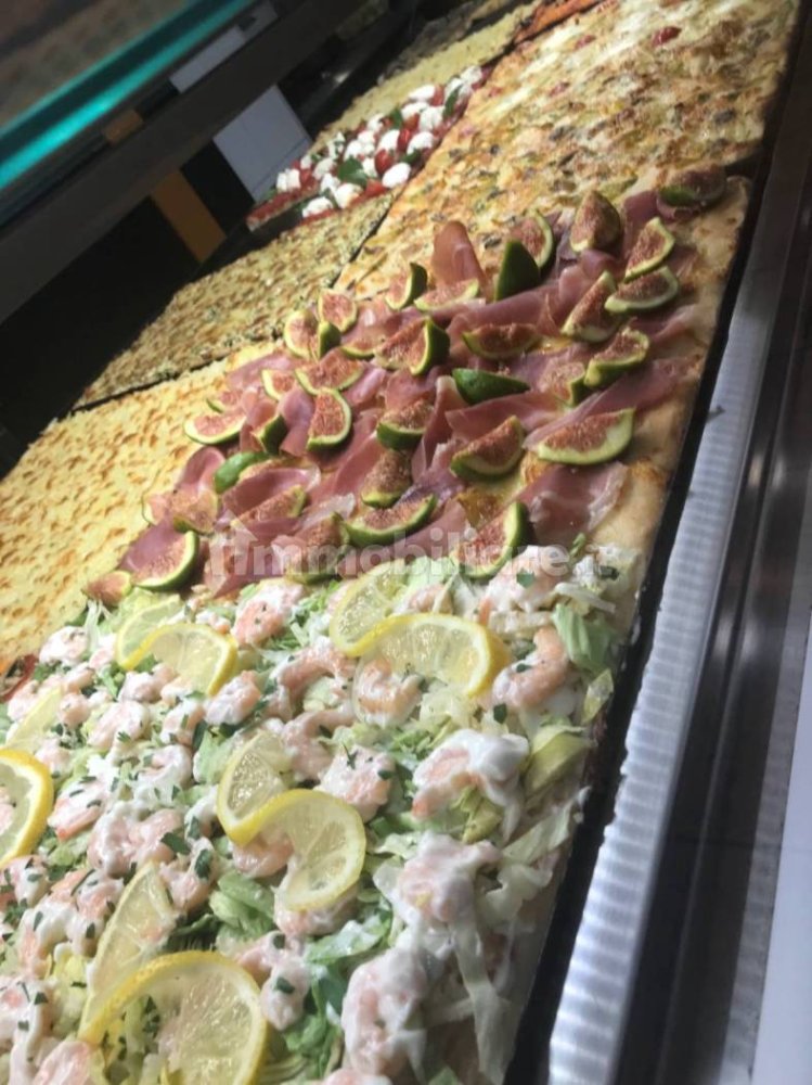 1 room Commercial property in Rome, Italy No. 278846