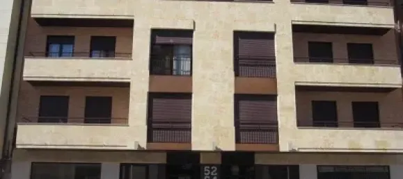 Apartamento de 3 dormitorios en Peñaranda de Bracamonte, Spain No. 187797 3