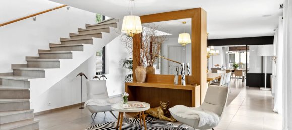 4 bedrooms Villa in Chateauneuf-Grasse, France No. 1423 6