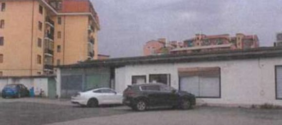 435m² Warehouse in Limbiate, Italy No. 338374 3