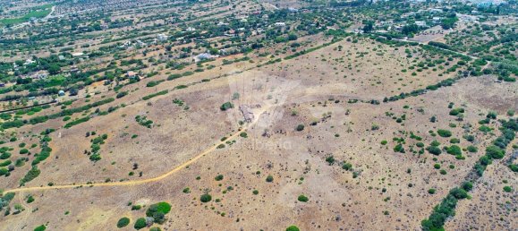  Land in Luz, Portugal No. 60909 11