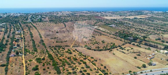  Land in Luz, Portugal No. 60909 5