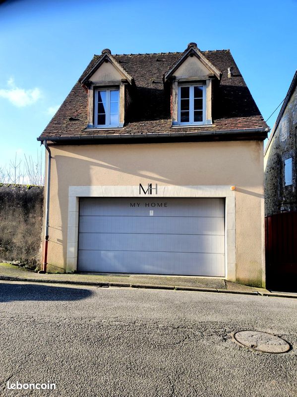 Garage in Mortagne-au-Perche, France 110m², Nr. 356216