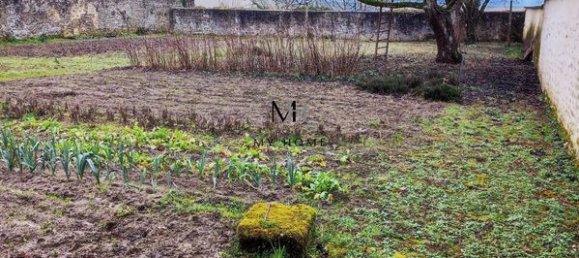 Garage in Mortagne-au-Perche, France 110m², Nr. 356216 3