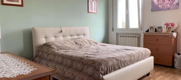 4 rooms House in Brugine, Italy No. 91023 10