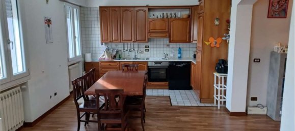 4 rooms House in Brugine, Italy No. 91023 3