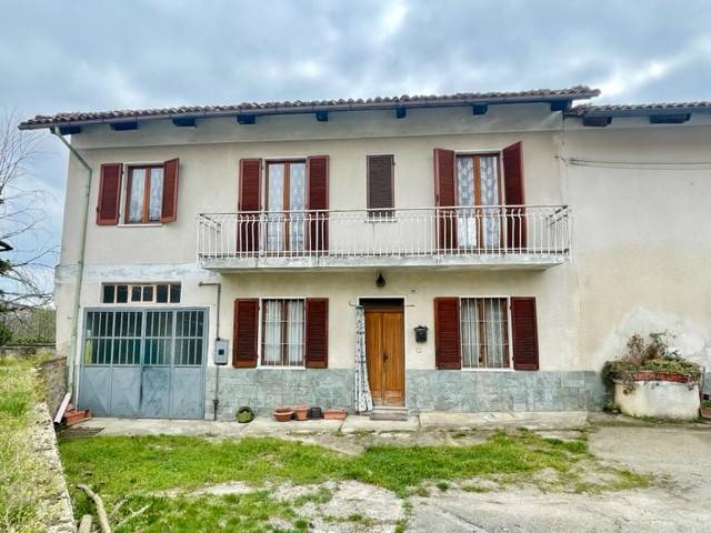 3 bedrooms House in Montafia, Italy No. 155958