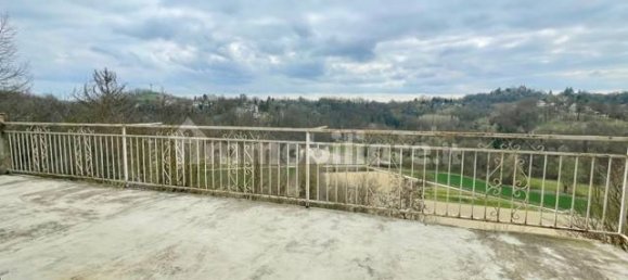 3 bedrooms House in Montafia, Italy No. 155958 16