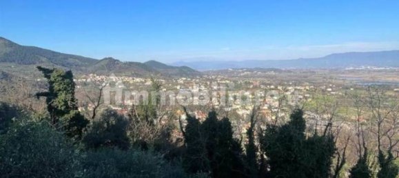 5 bedrooms Villa in Capannori, Italy No. 12770 6