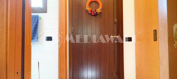 4 bedrooms House in San Michele al Tagliamento, Italy No. 337777 3