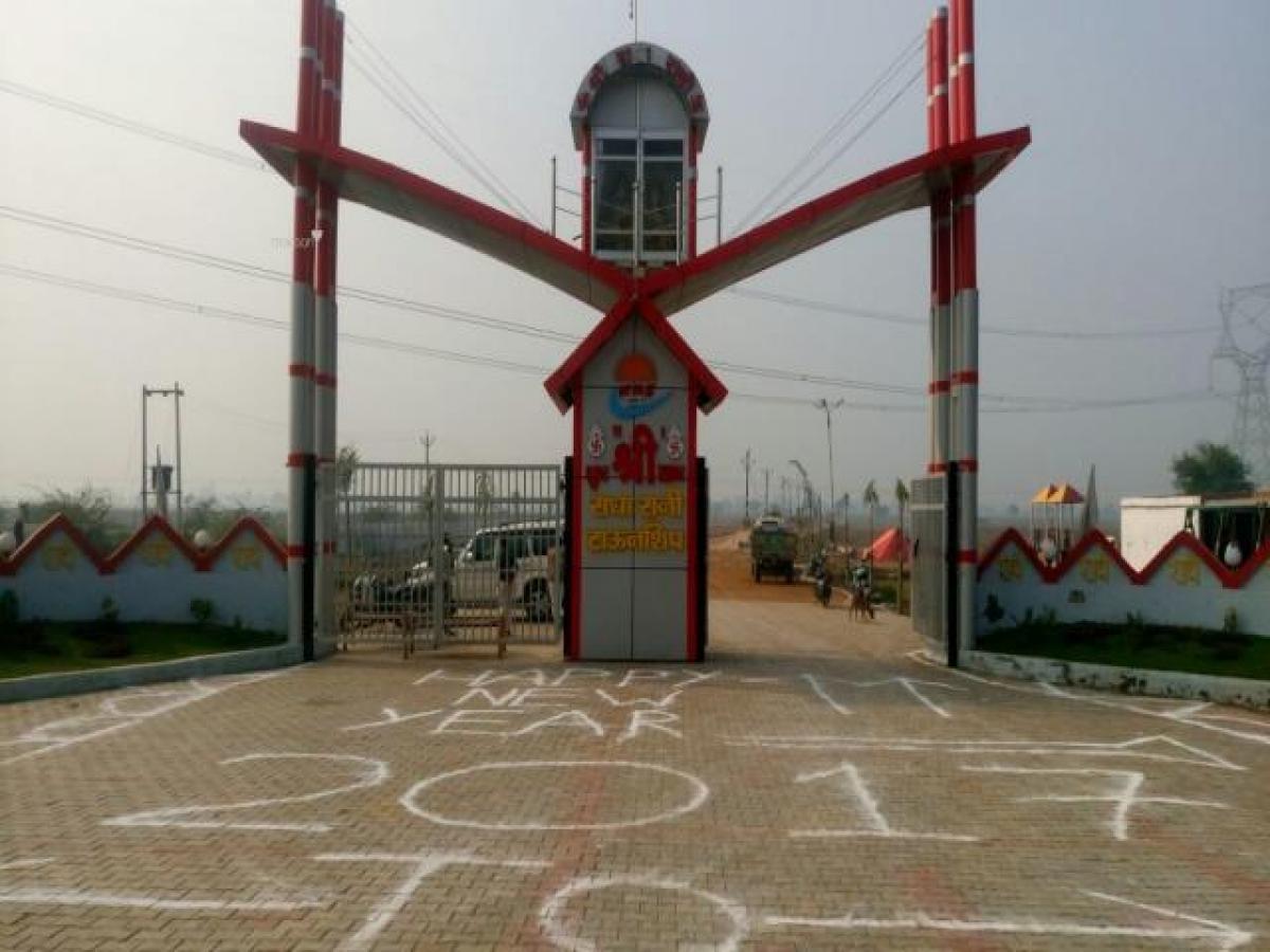  Land in Mathura, India No. 40603