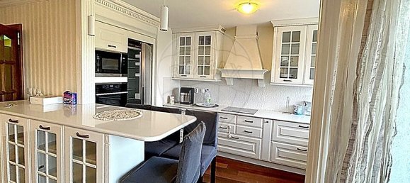 3 bedrooms Apartment in Courbevoie, France No. 137987 3