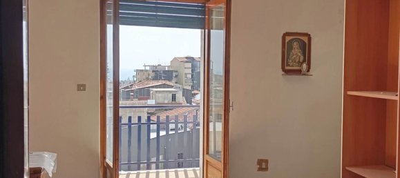 3 Schlafzimmer Wohnung in Aci Catena, Italy, Nr. 317082 7