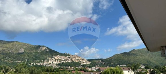 4 rooms Villa in Pietravairano, Italy No. 105871 3