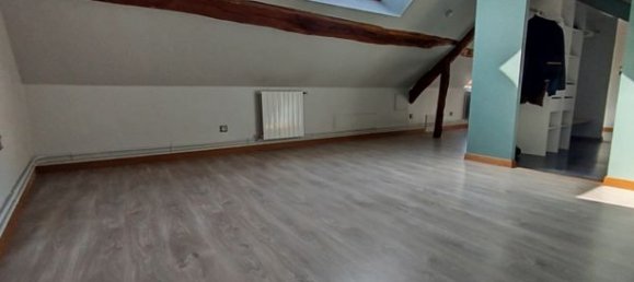 3 bedrooms House in Yonne, France No. 359727 15