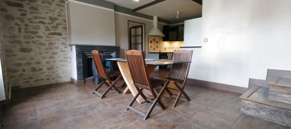 3 bedrooms House in Yonne, France No. 359727 3