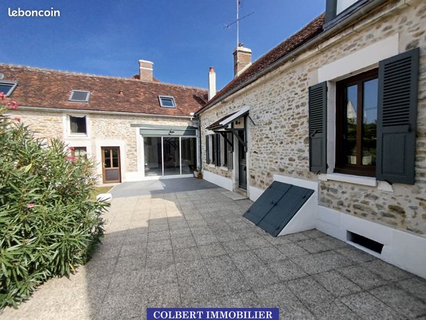 3 bedrooms House in Yonne, France No. 359727