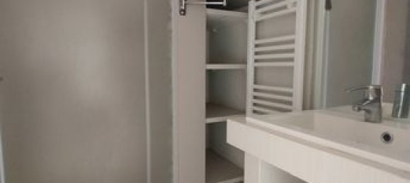 3 bedrooms House in Yonne, France No. 359727 14