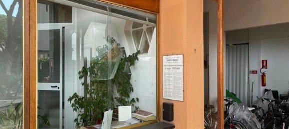 5-salle Appartement à Arenzano, Italy No. 42456 10