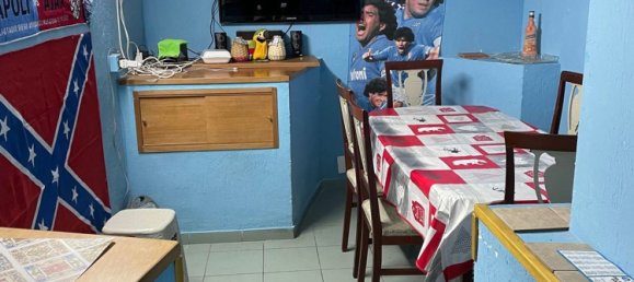 Propriété commerciale à Naples, Italy 28m² No. 146584 4