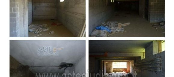 3غرفة شقة في Arezzo, Italy رقم 280426 4