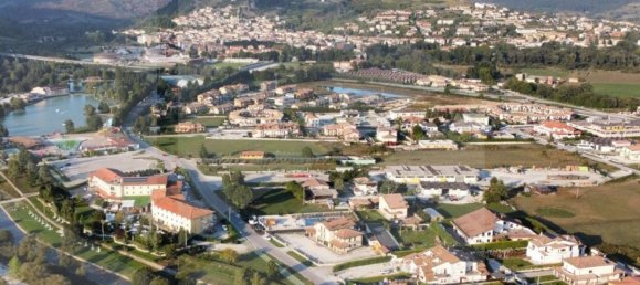 900m² Building in Castel di Sangro, Italy No. 20571 3