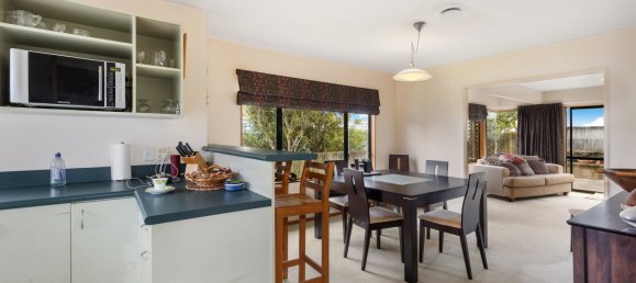 3 bedrooms House in Johnsonville, New Zealand No. 84 5